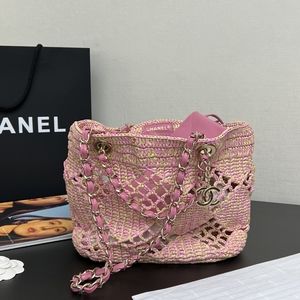 Meet your Posher, Noel